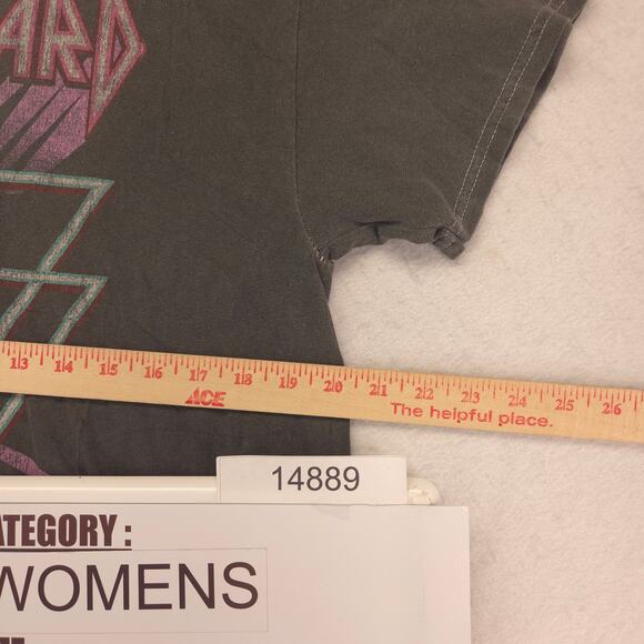 Def Leppard Band Graphic Long Sleeve Crew Neck Shirt Womens Size Small S Gray - Picture 7 of 9